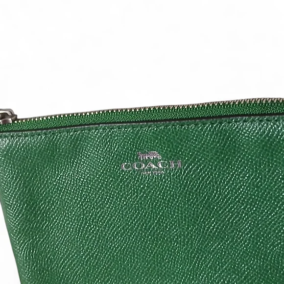 Coach Green Wristlet - Picture 2 of 3